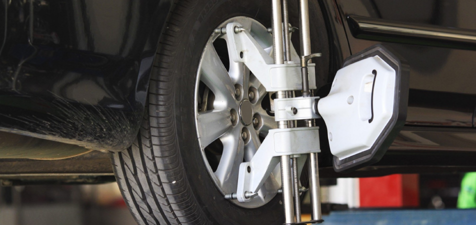 Wheel alignment service